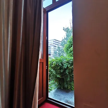 Bed & Breakfast T90 *